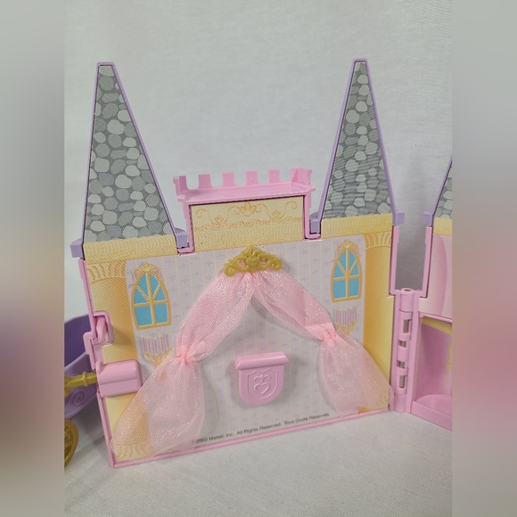 Mattel Barbie Baby Krissy Princess Palace Playset  & Carriage & KEY - Picture 4 of 5